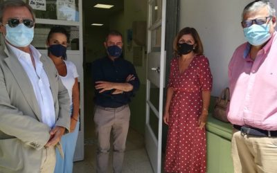 LOS RECORTES DE HORARIOS MÉDICOS EN GUADALCÁZAR SE ESTUDIARÁN DETENIDAMENTE SEGÚN EL COMPROMISO DE LA DELEGADA DE SALUD EN SU VISITA AL MUNICIPIO